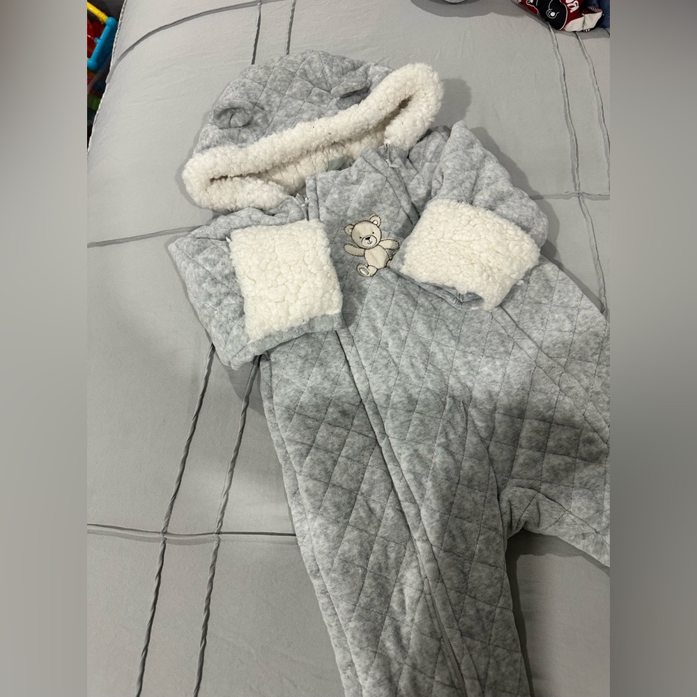 Baby Snowsuit - Picture 2 of 3
